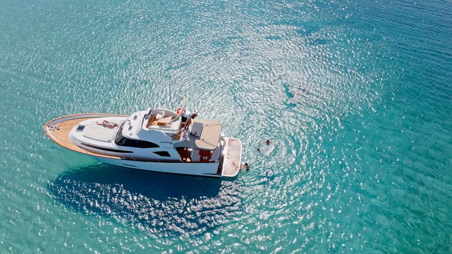 Private yacht charter and sea route
