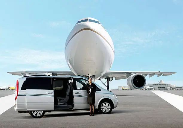 Airport VIP transfer vehicle service